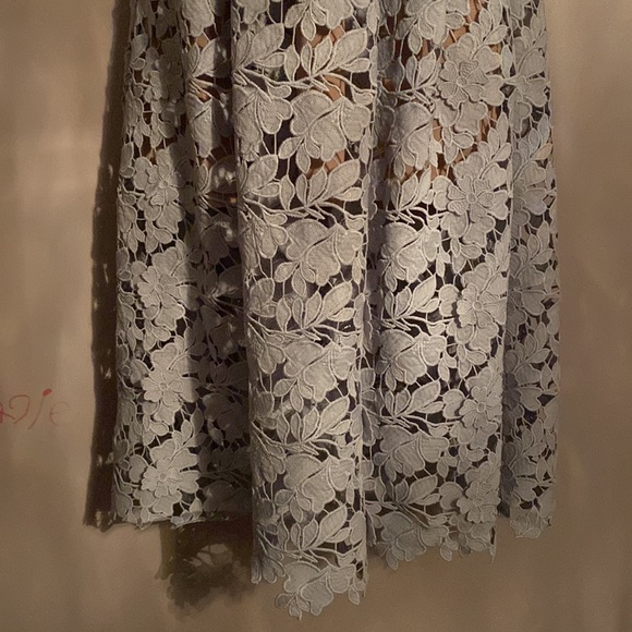 Mimi & Bow floral lace dress - Picture 3 of 6